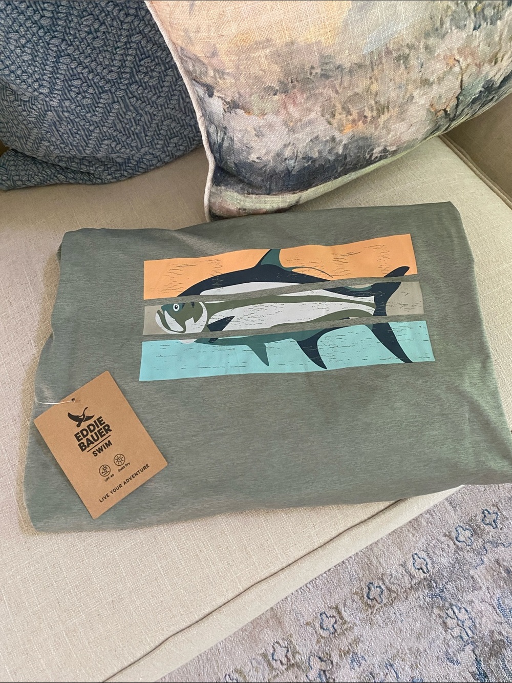 RARE NWT SIZE M EDDIE BAUER TARPON DESIGN HOODIE RASHGUARD
